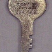 yale-codice-1-7770